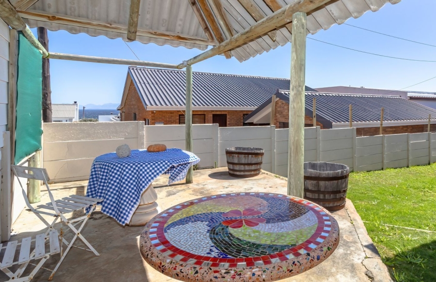 3 Bedroom Property for Sale in De Kelders Western Cape